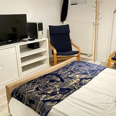 Chambre Chez L'Habitant A Vauxbuin Exteriör bild